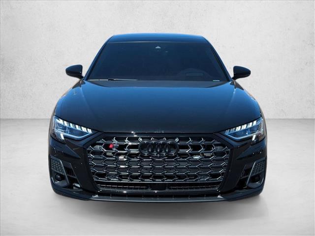 Audi S8 2025