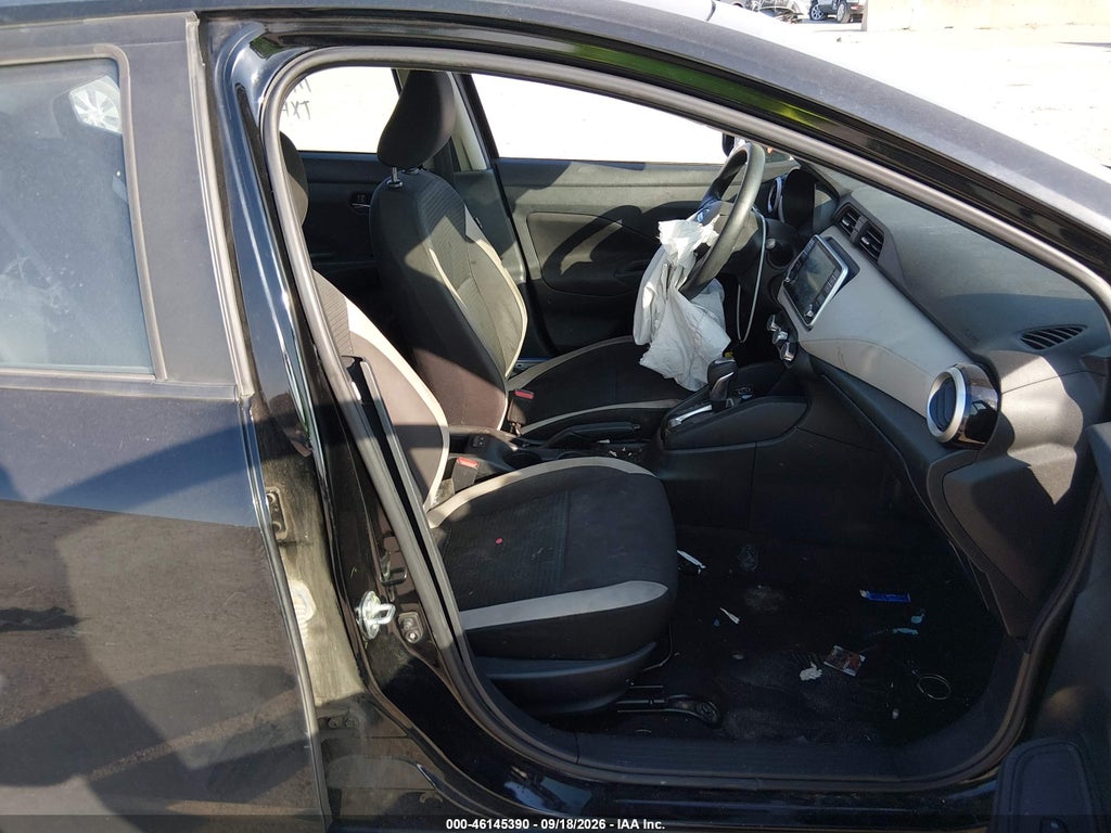 Nissan Versa 2021