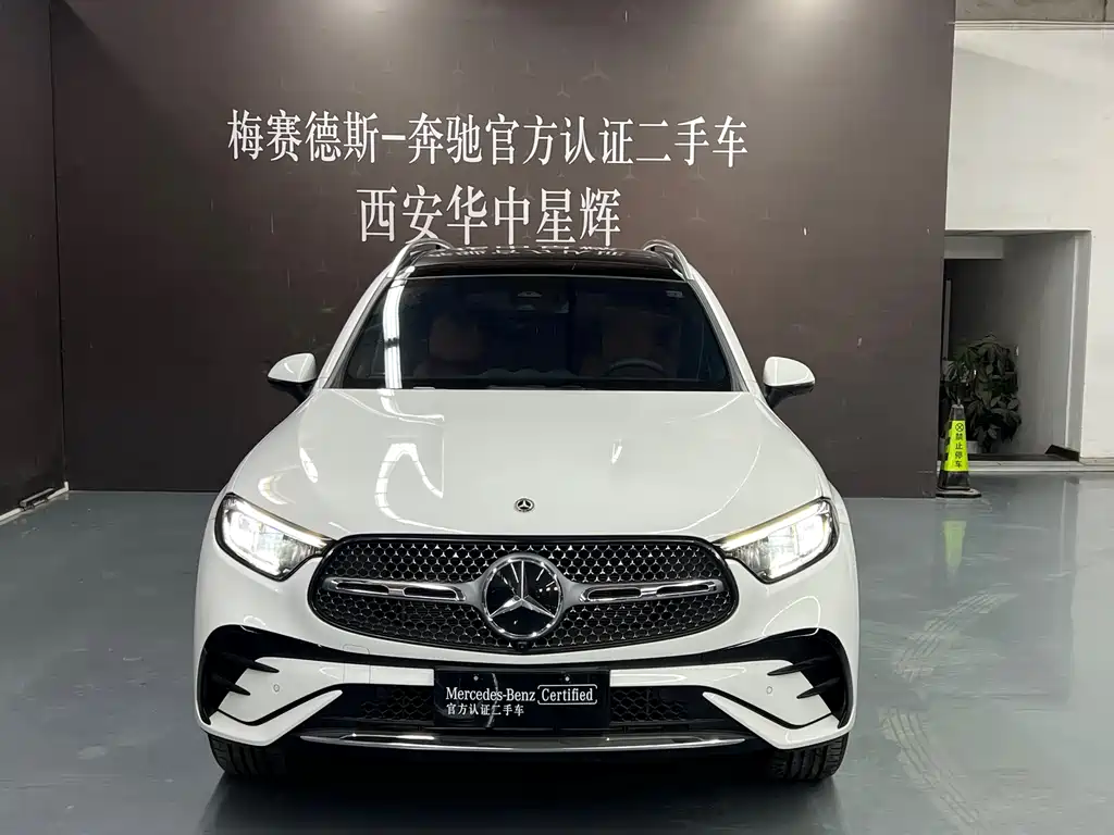 Mercedes-Benz GLC 2025
