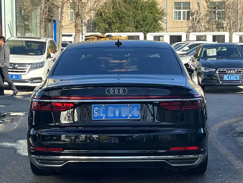 Audi A8 2021