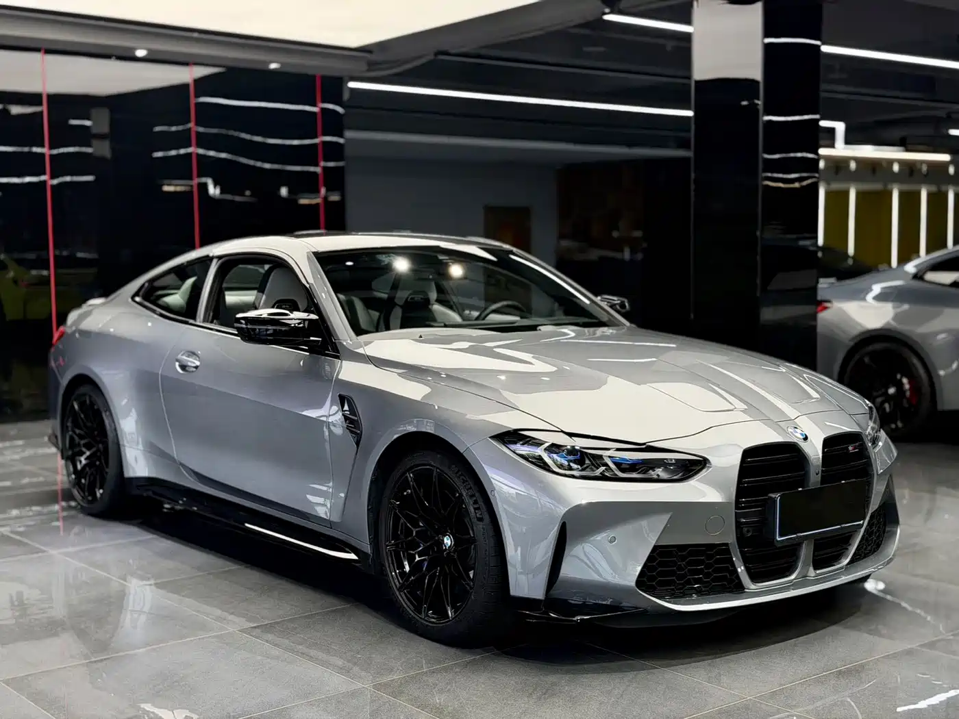 BMW M4 2023