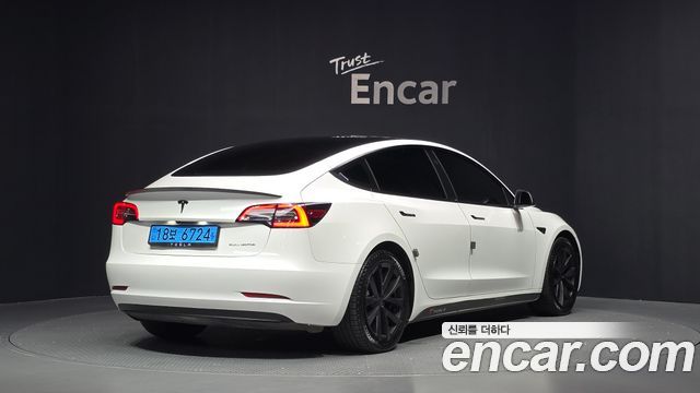 Tesla Model 3 2021