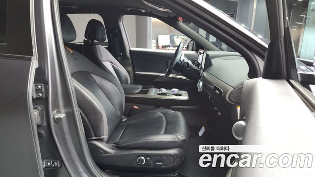 Genesis GV60 2022