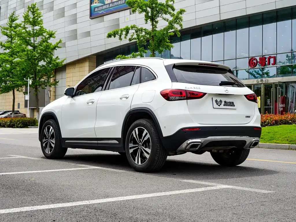 Mercedes-Benz GLA 2022