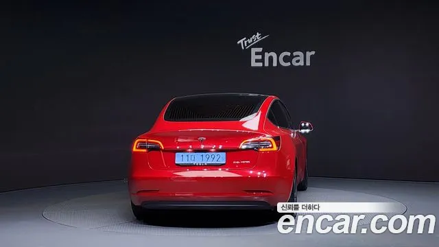 Tesla Model 3 2020