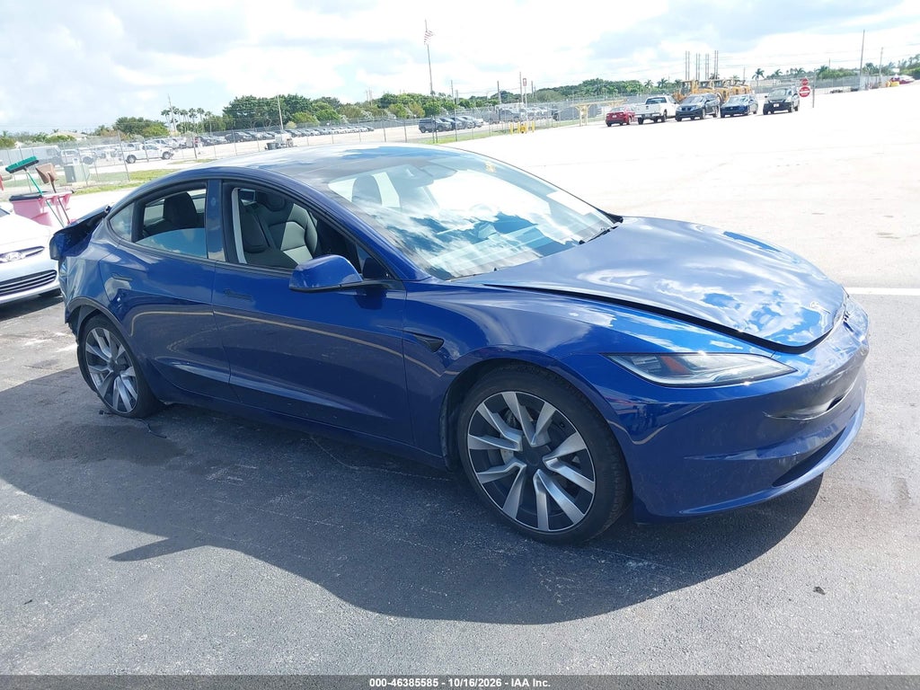 Tesla Model 3 2024