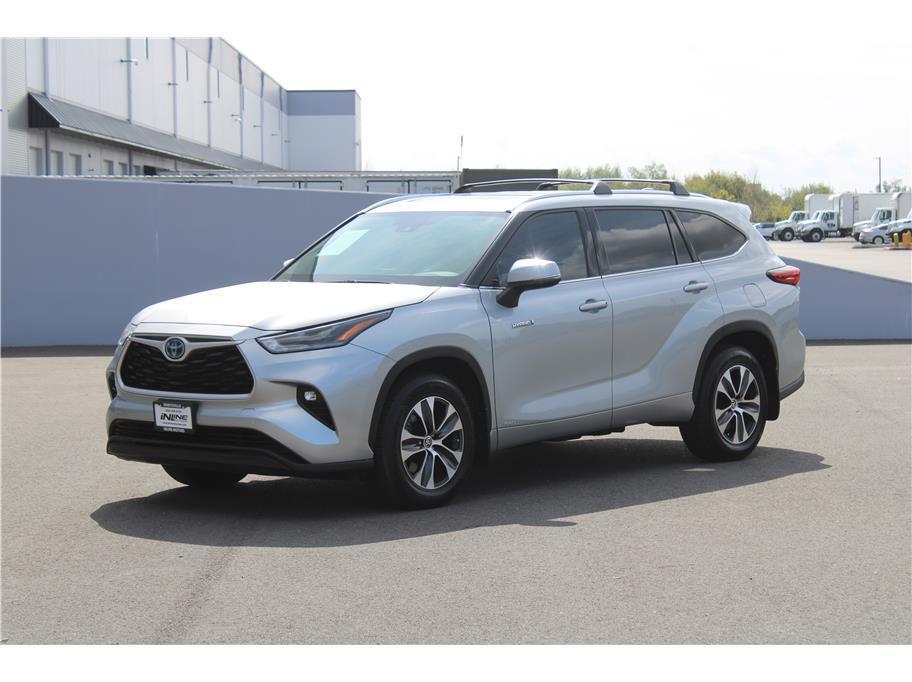 Toyota Highlander 2021