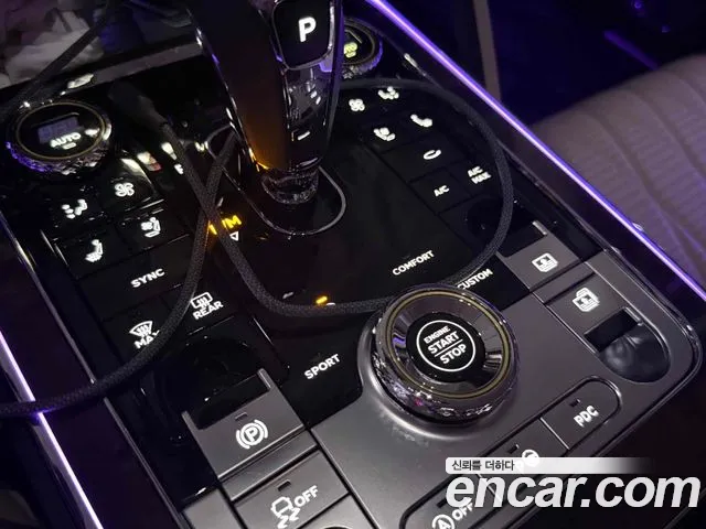 Bentley Flying Spur 2022