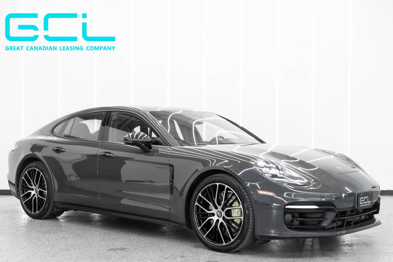 Porsche Panamera 2021