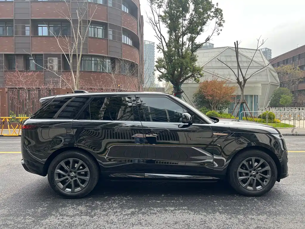 Land Rover Range Rover Sport 2023