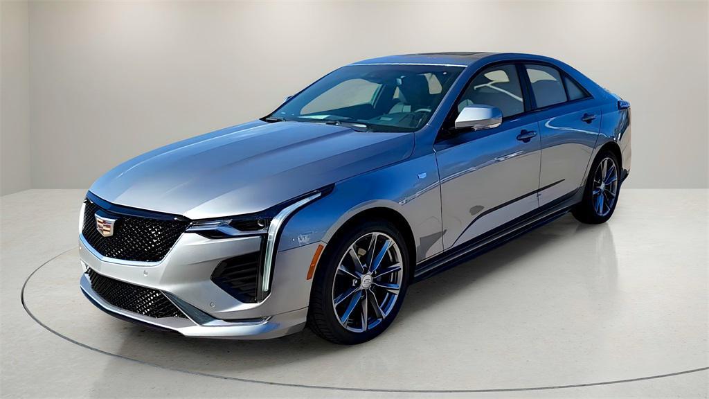 Cadillac CT4 2025
