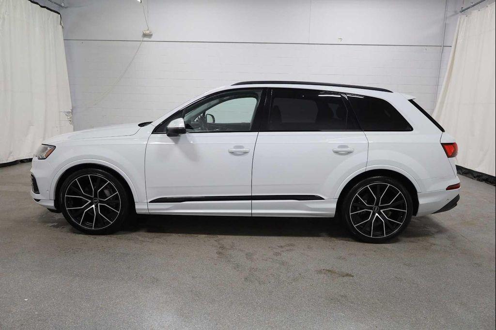 Audi Q7 2021