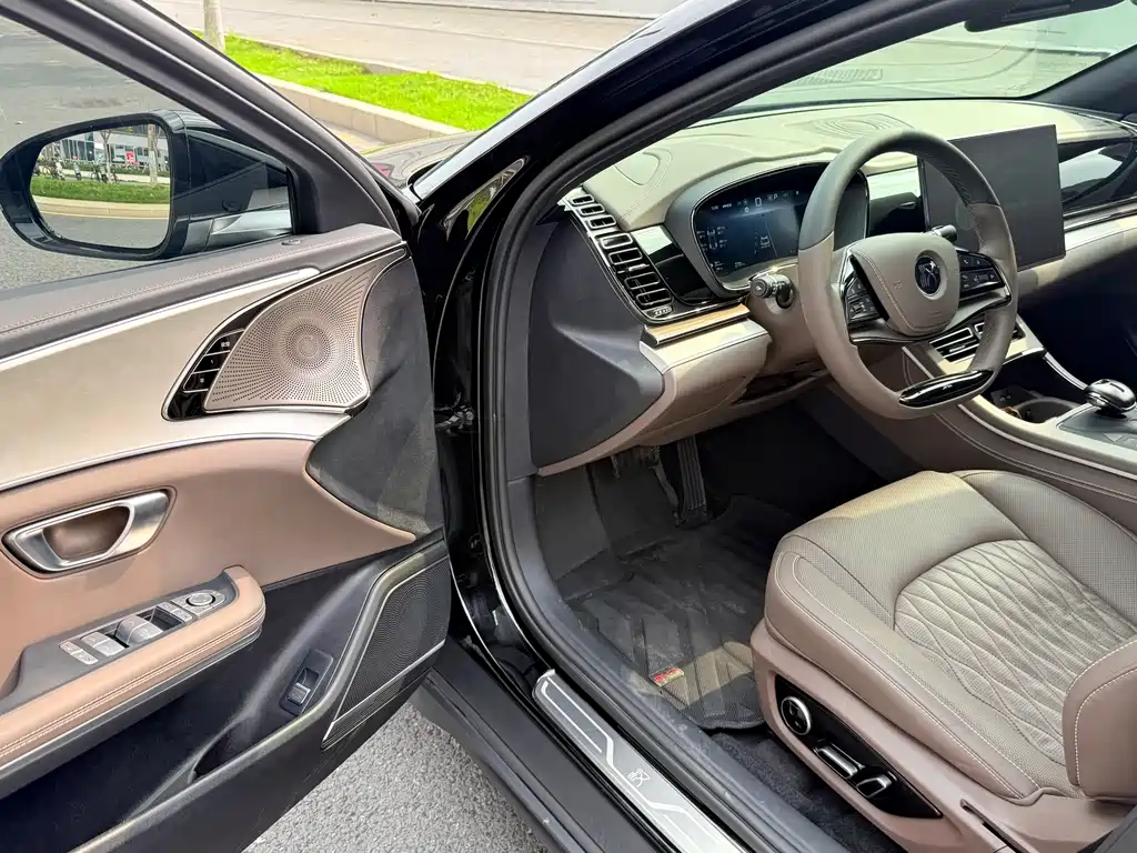 BYD Han 2025