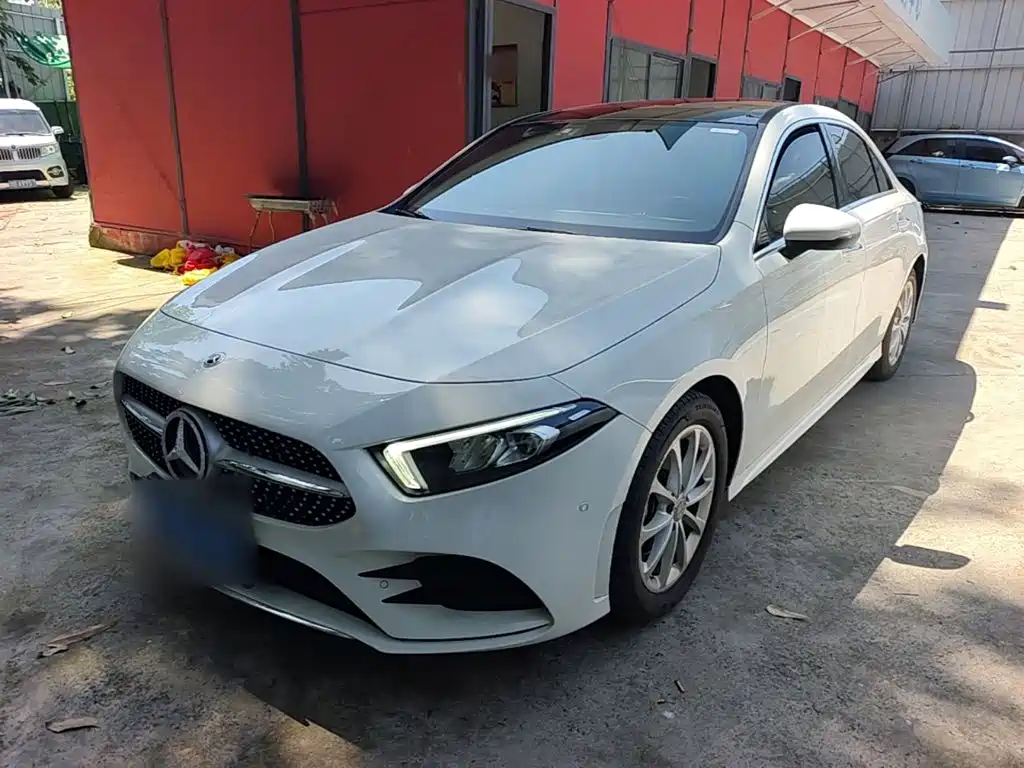 Mercedes-Benz A-Класс 2021