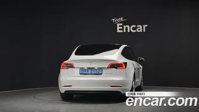 Tesla Model 3 2021
