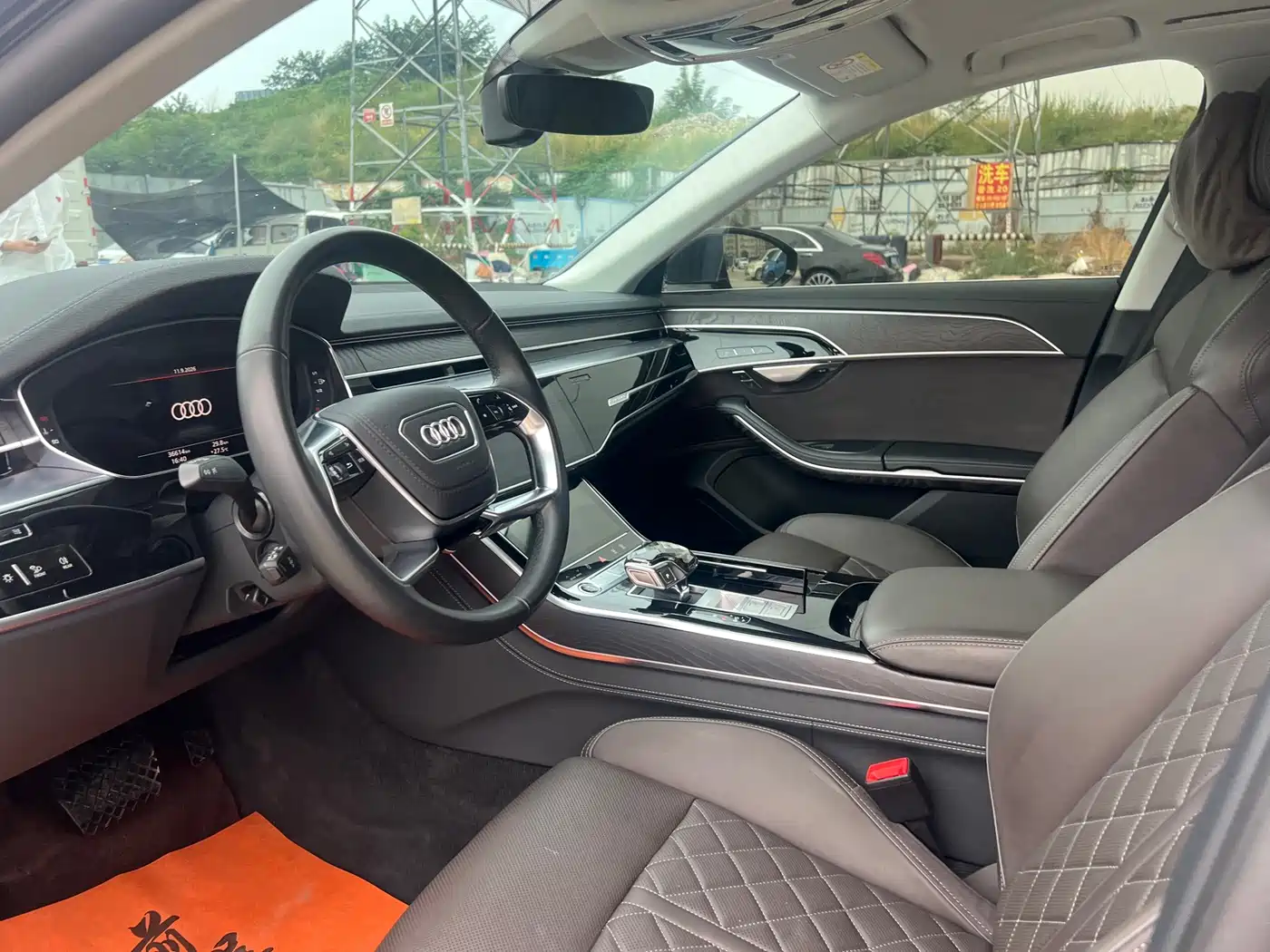 Audi A8 2024