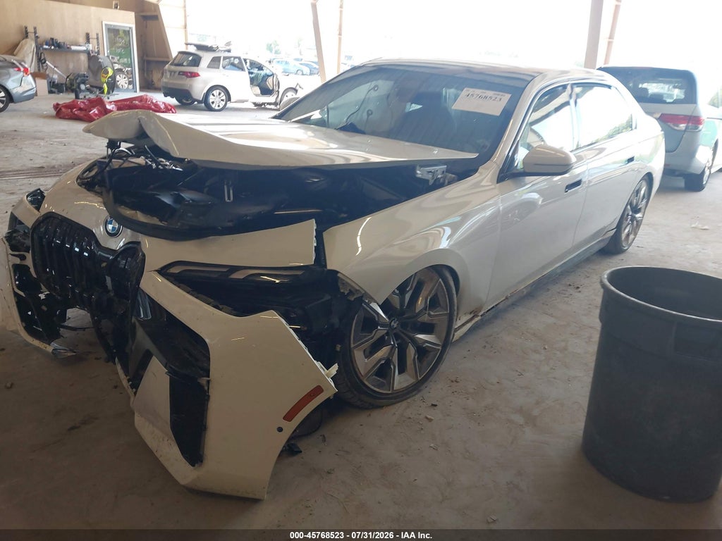 BMW 740 2023