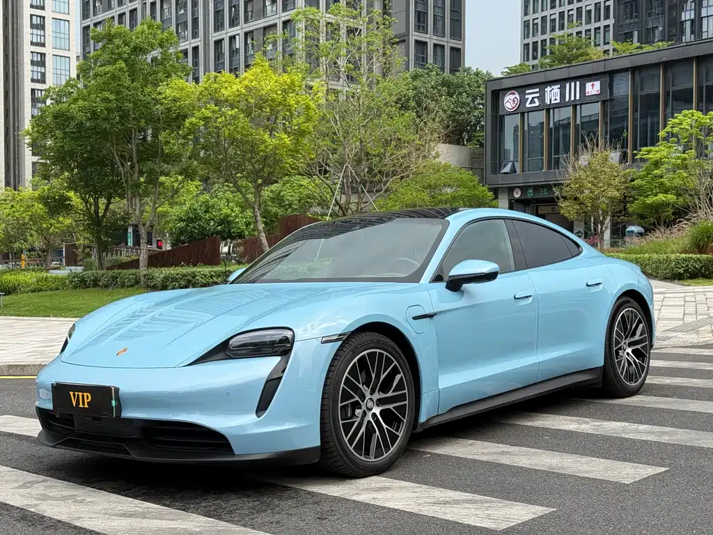 Porsche Taycan 2021