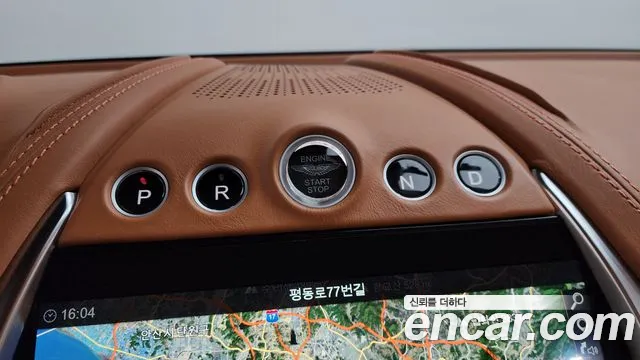 Aston Martin DBX 2021