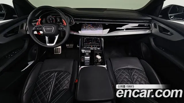 Audi Q8 2023