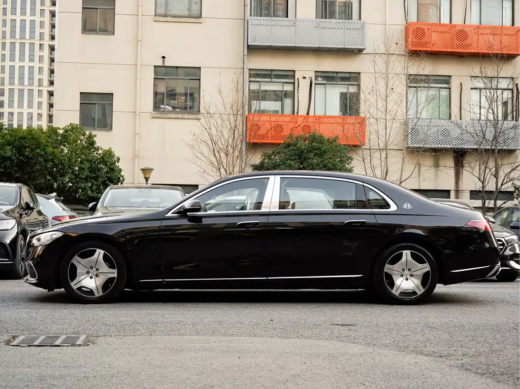 Mercedes-Benz Maybach S-Класс 2022