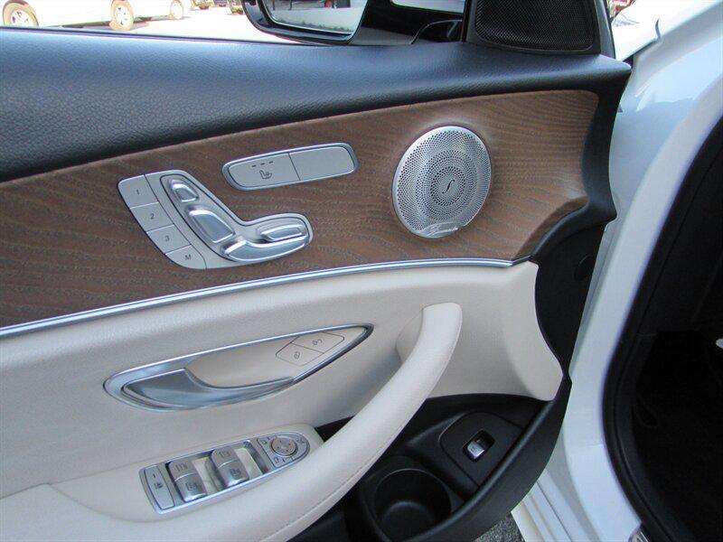 Mercedes-Benz E-Класс 2021