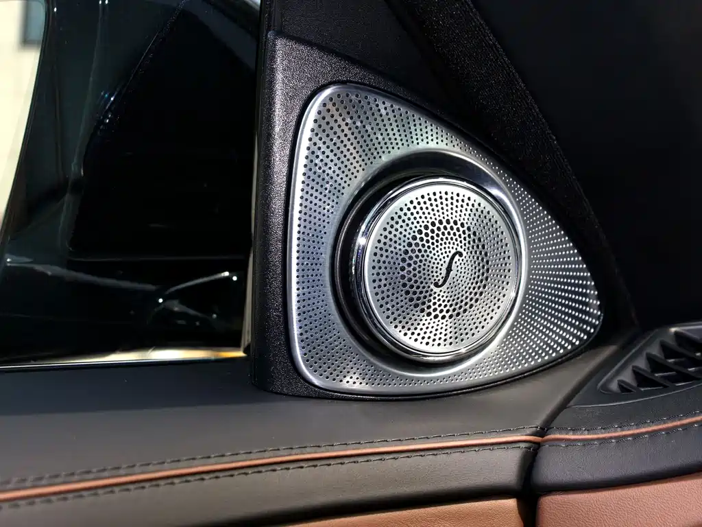 Mercedes-Benz S-Класс 2020