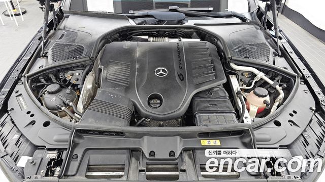 Mercedes-Benz S-Класс 2022