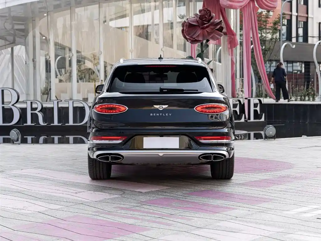 Bentley Bentayga 2023