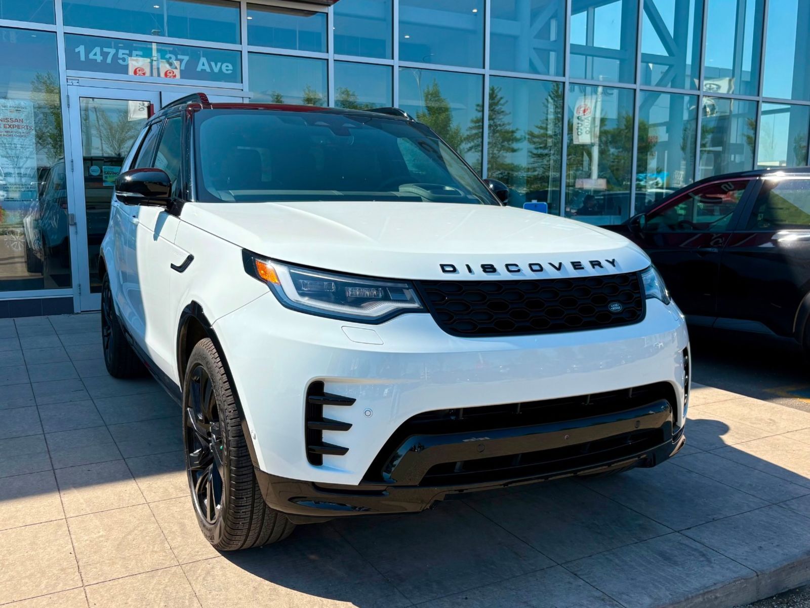 Land Rover Discovery 2024