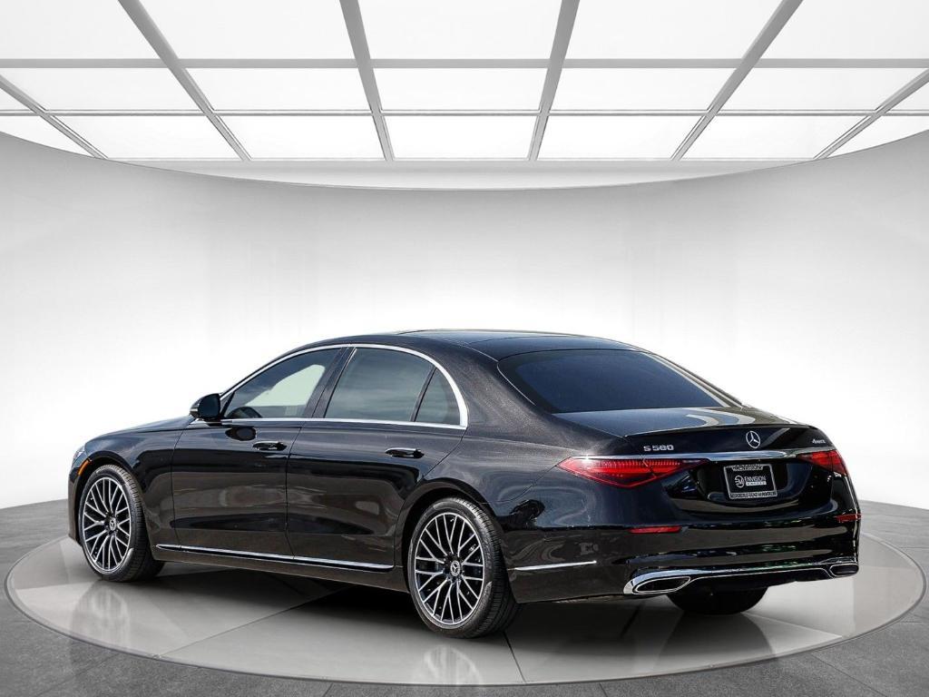 Mercedes-Benz S-Класс 2022