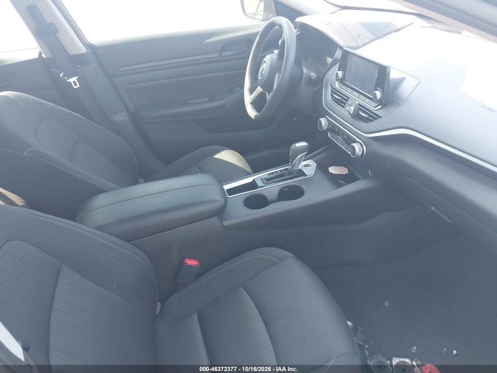 Nissan Altima 2024