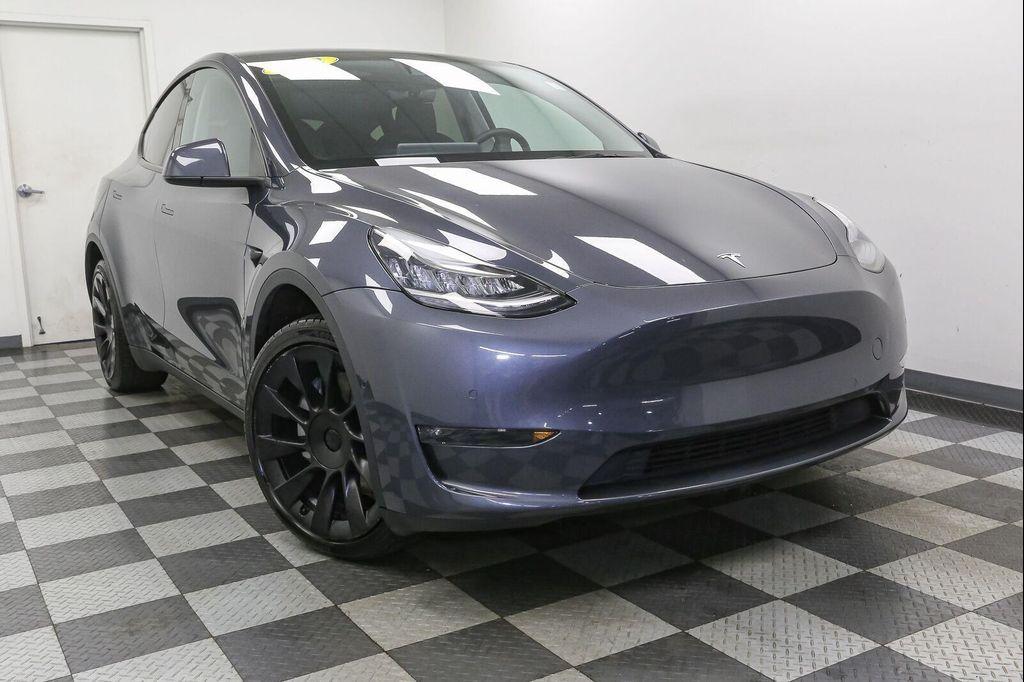 Tesla Model Y 2022