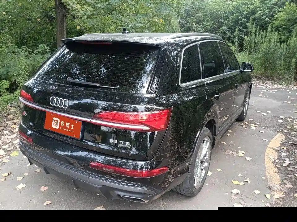 Audi Q7 2025