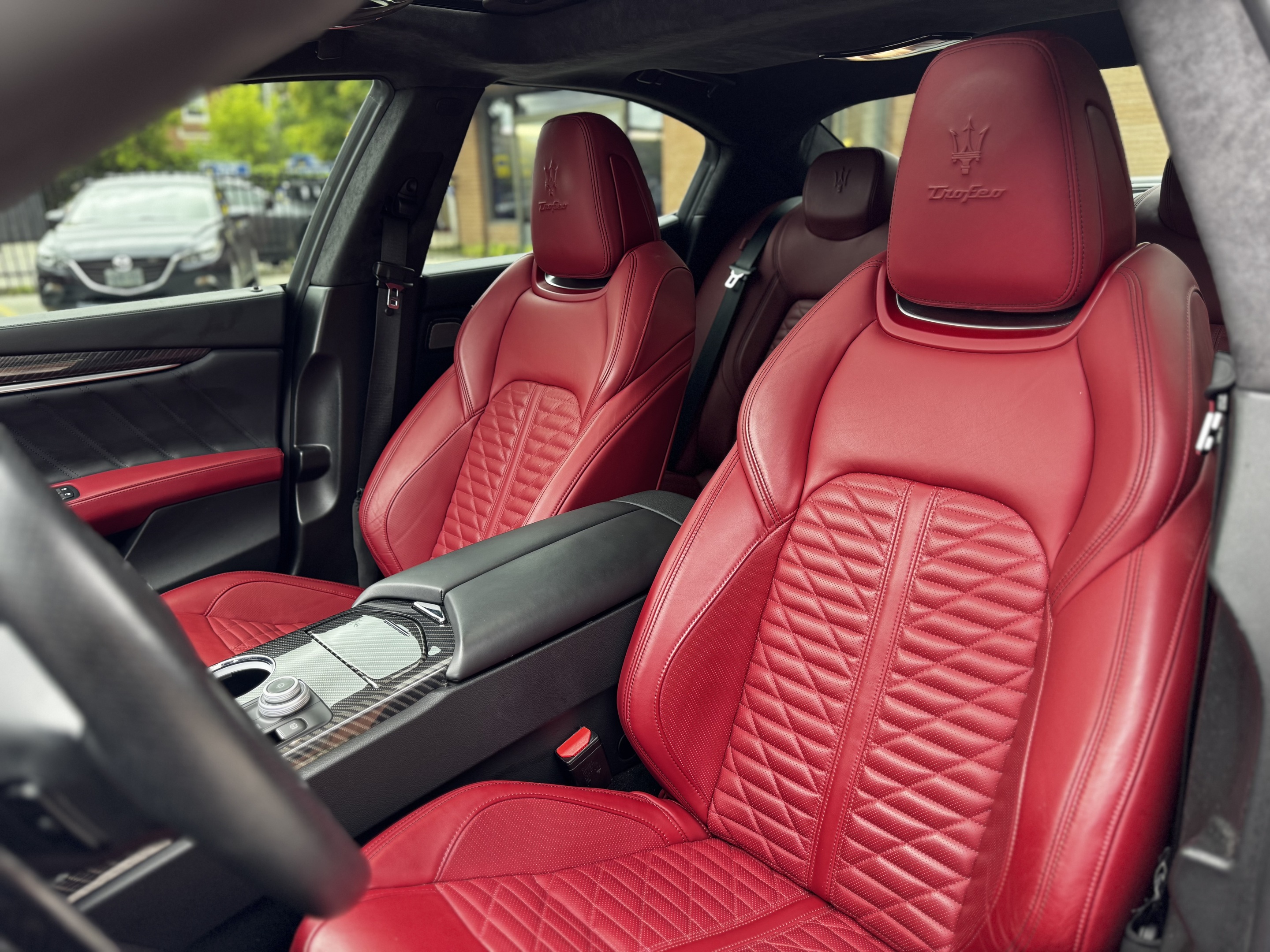 Maserati Ghibli 2021