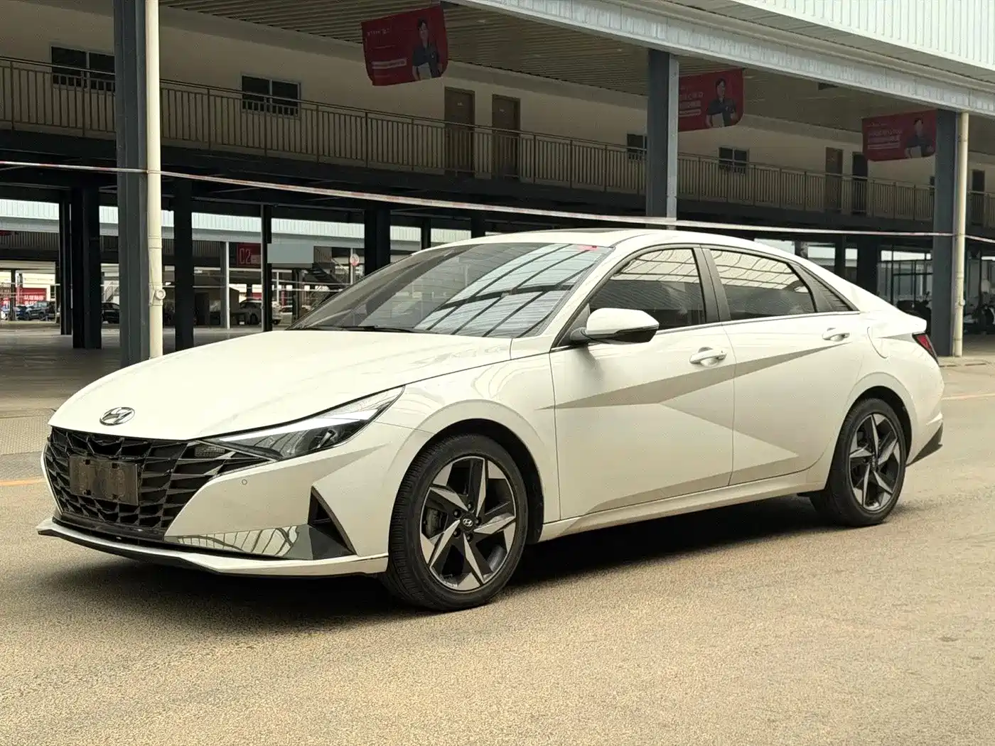 Hyundai Elantra 2022