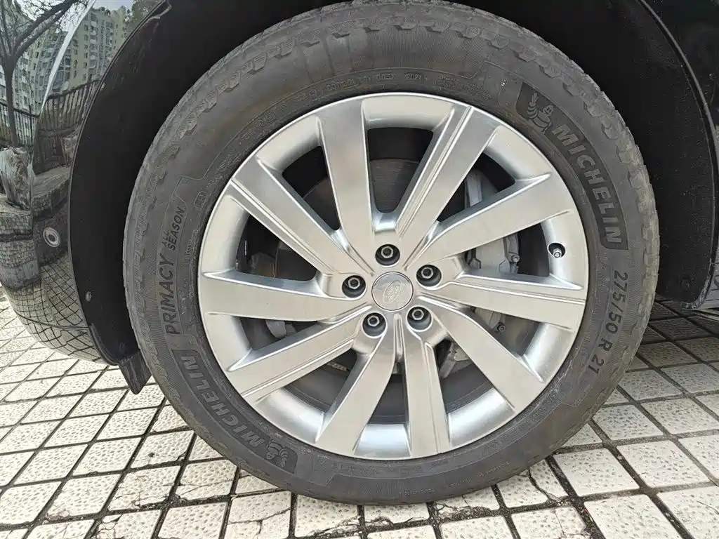 Land Rover Range Rover 2024