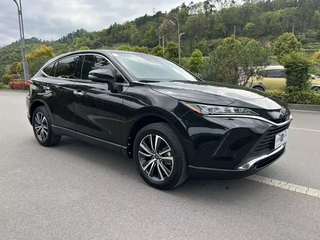 Toyota Harrier 2024