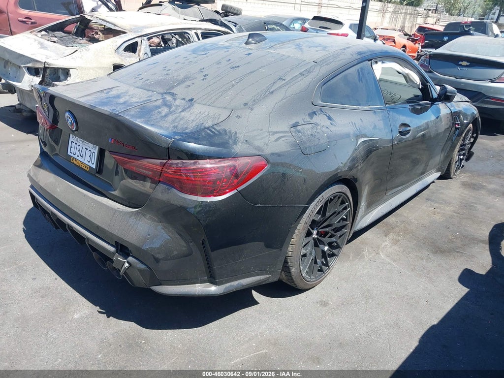 BMW M4 2023