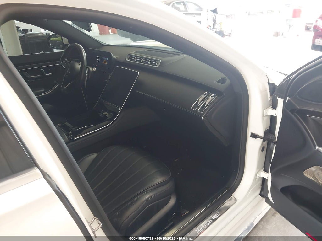 Mercedes-Benz S-Класс 2023