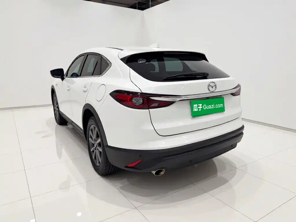 Mazda CX-4 2021