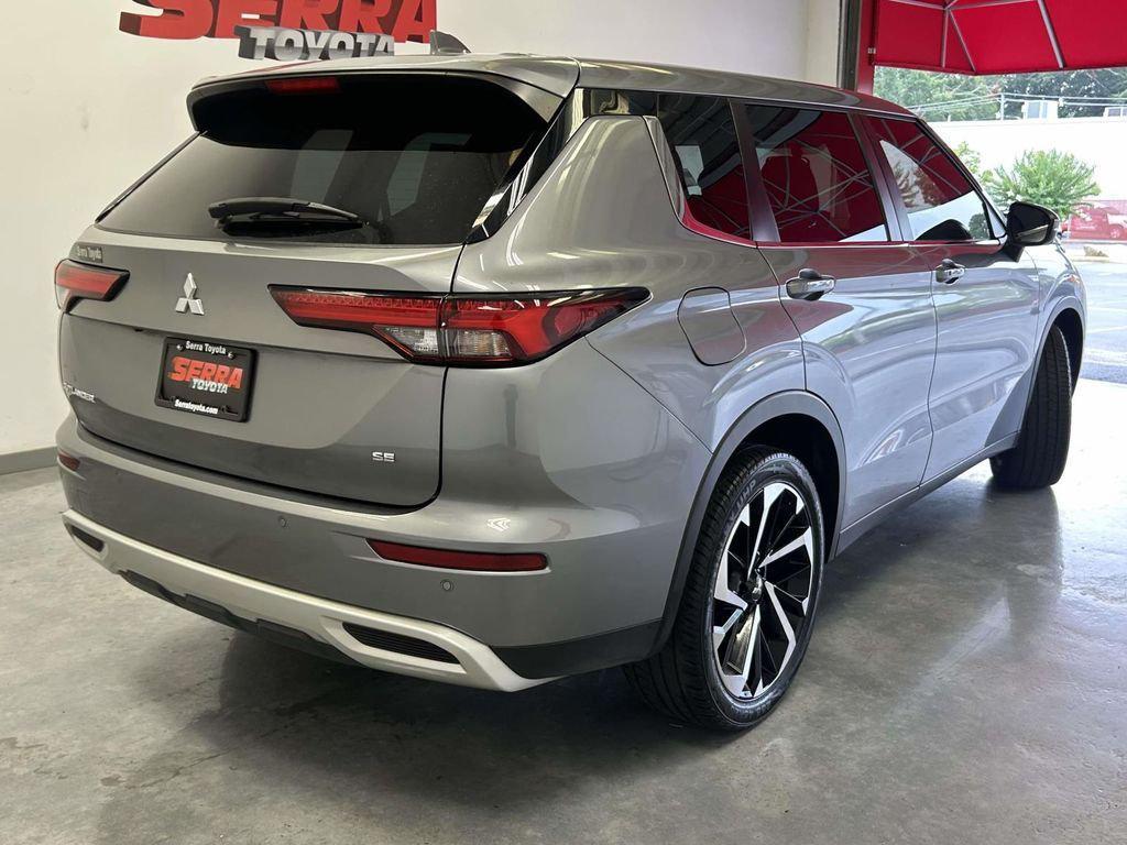 Mitsubishi Outlander 2023
