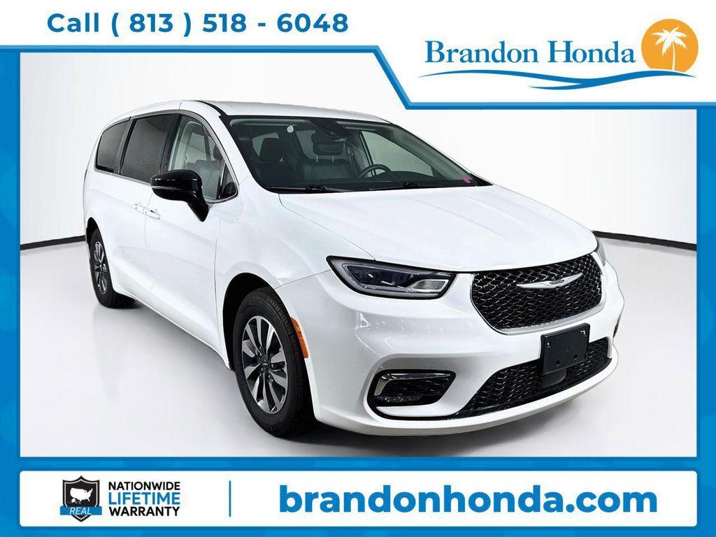 Chrysler Pacifica 2024