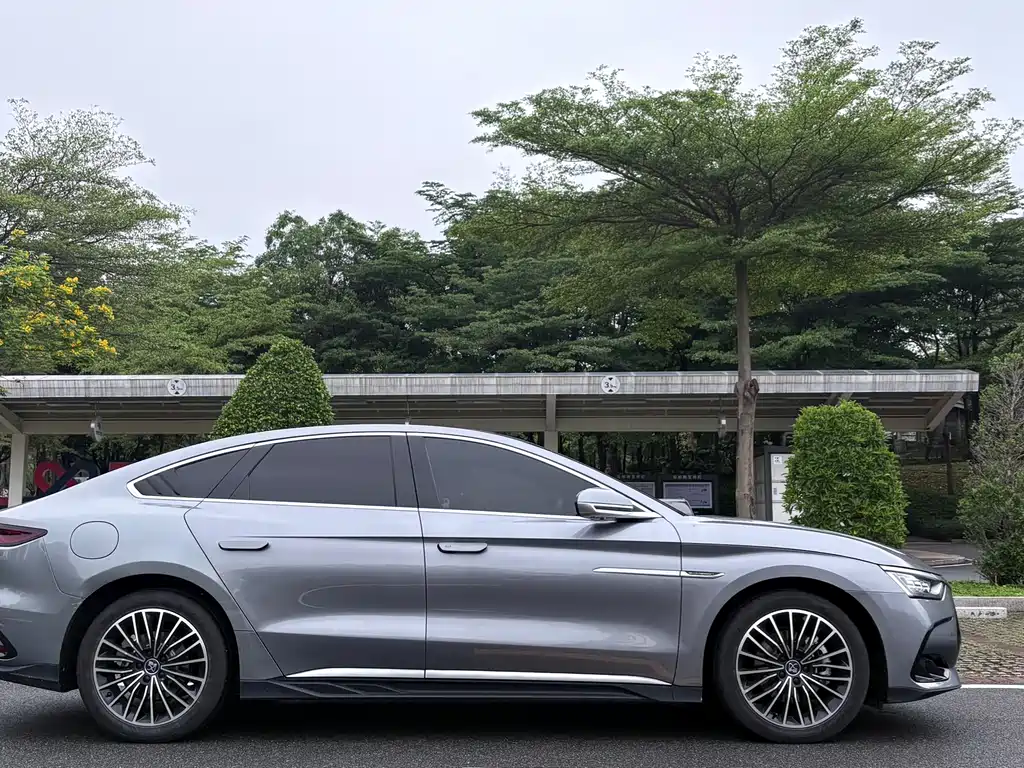 BYD Han 2024