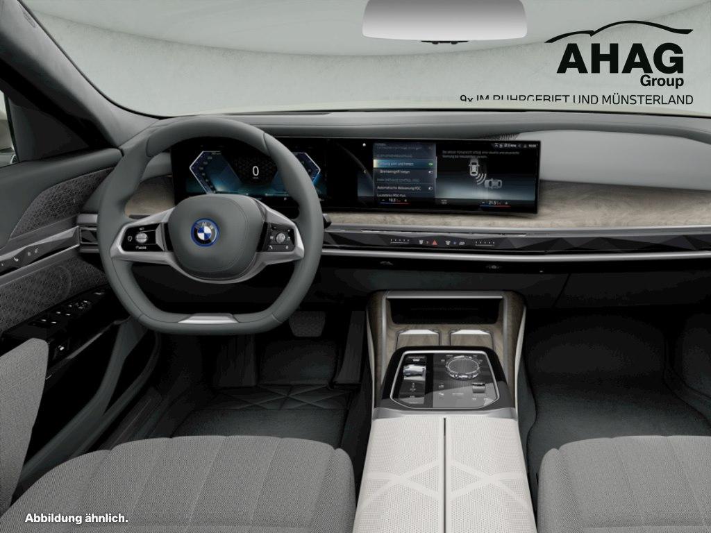 BMW i7 2022