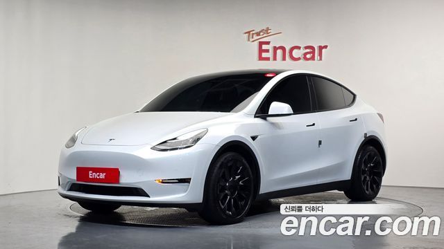 Tesla Model Y 2022