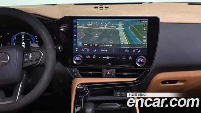 Lexus NX 2025