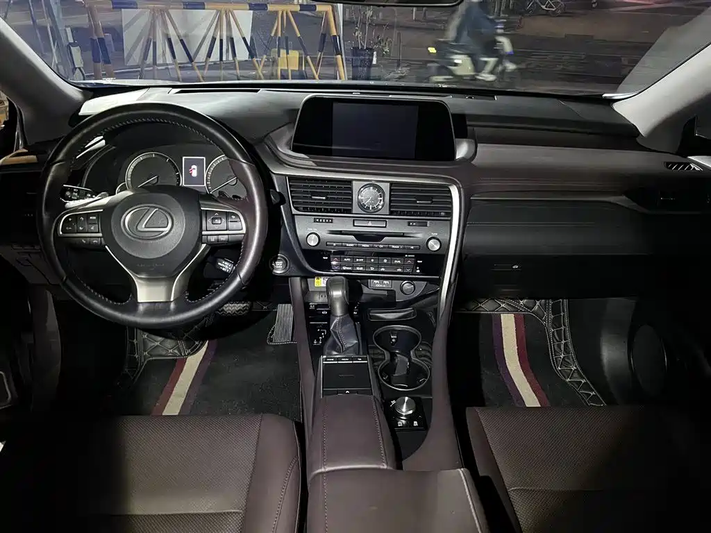 Lexus RX 2021