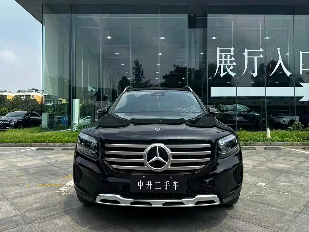 Mercedes-Benz GLB 2024