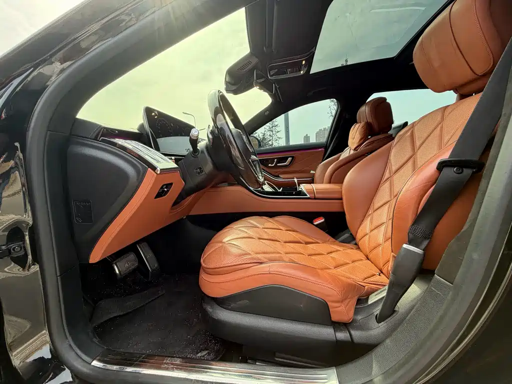 Mercedes-Benz Maybach S-Класс 2022